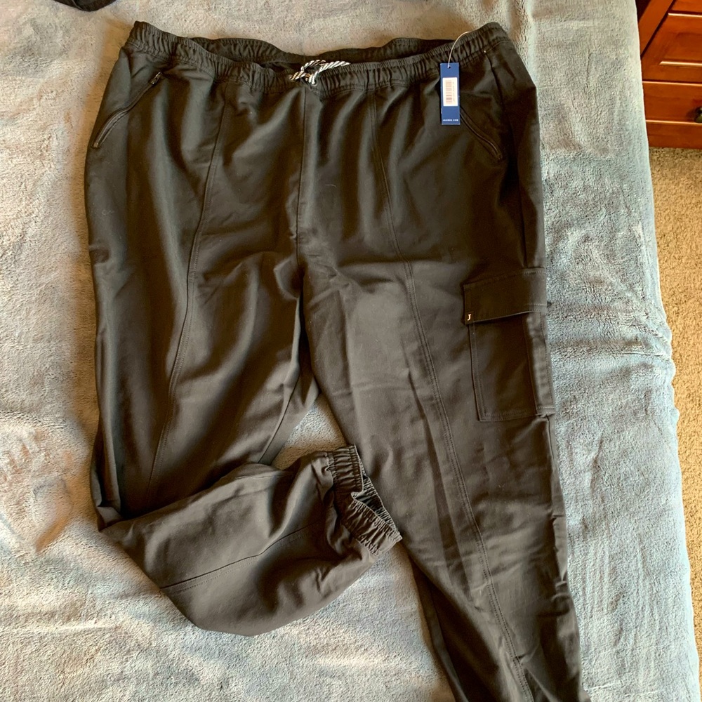 Jaanuu pant